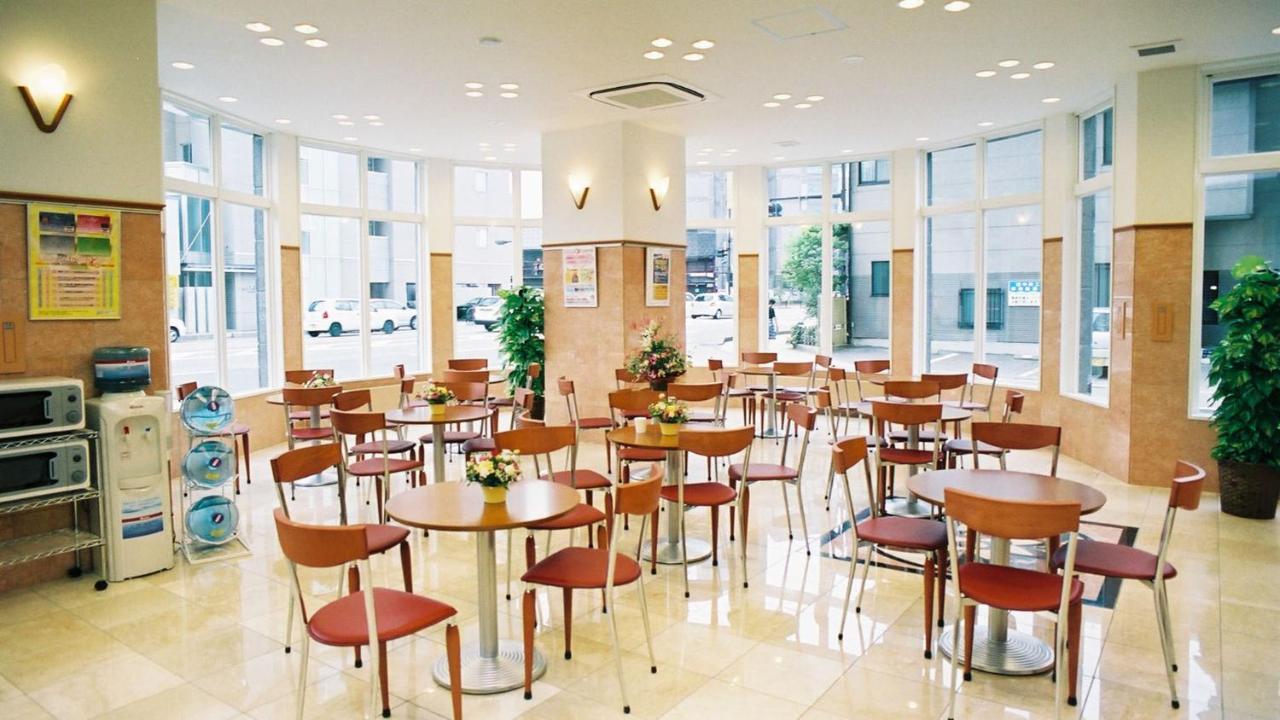 Toyoko Inn Kanazawa-Eki Higashi-Guchi Экстерьер фото