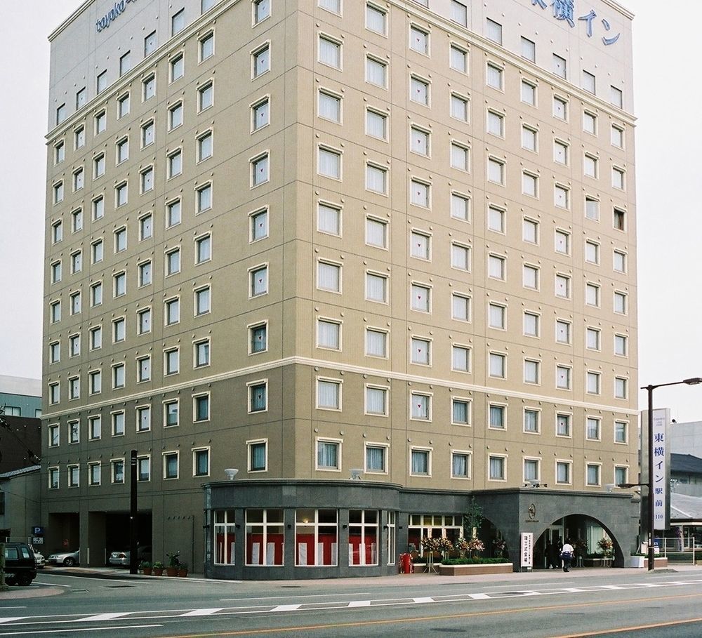 Toyoko Inn Kanazawa-Eki Higashi-Guchi Экстерьер фото